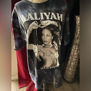 Alliyah tour tee